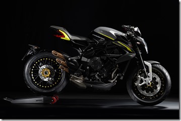 brutale_800_dragster_rr_g08 brutale_800_dragster_rr_g08